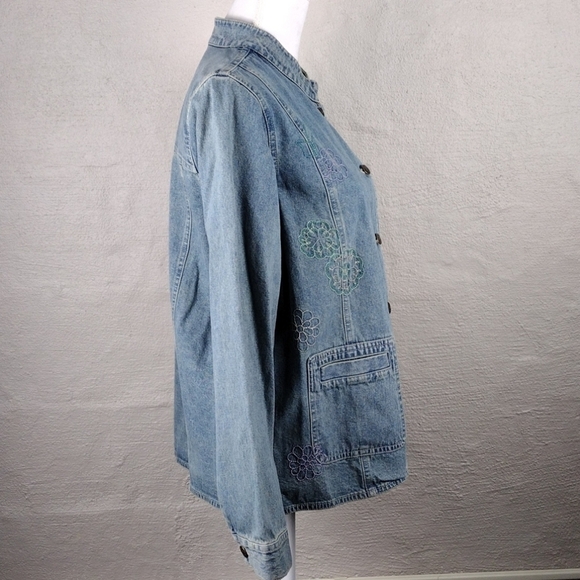 Denim & Co. Vintage Light Blue Embroidered High Collar Button Up Denim Shacket - Picture 5 of 14